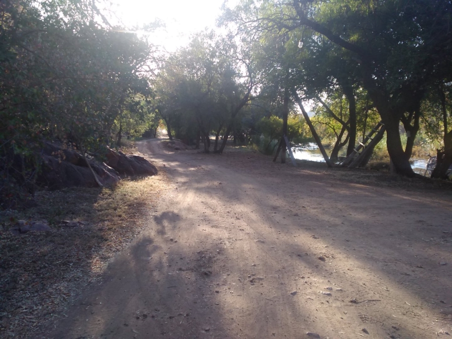 Commercial Property for Sale in Zoutpansdrift North West